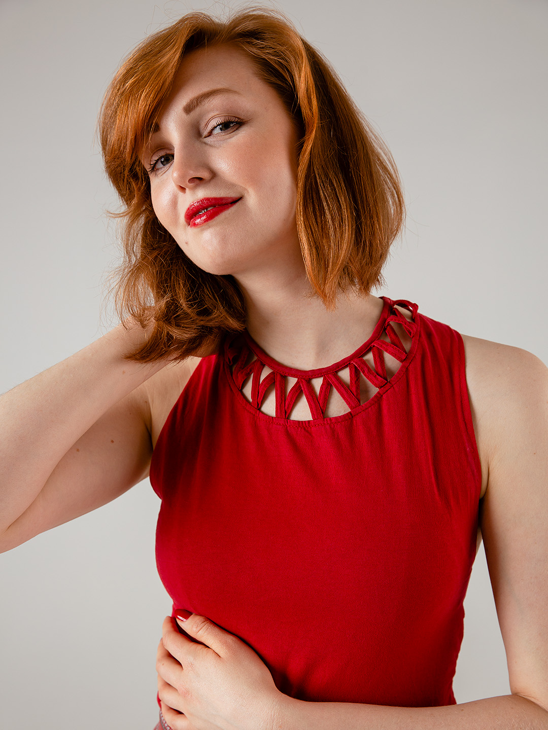 Modefotografering i fotostudio i Linköping, kläder från Stadsmissionen Second Hand, av Fotograf Engström - fotograf i Linköping