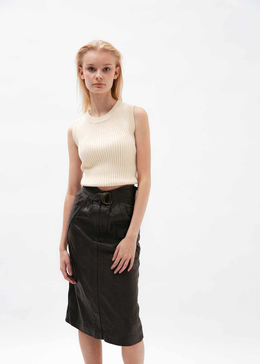 Fotografering med modell Linnea A i studio av Fotograf Engström, Linköping, Östergötland