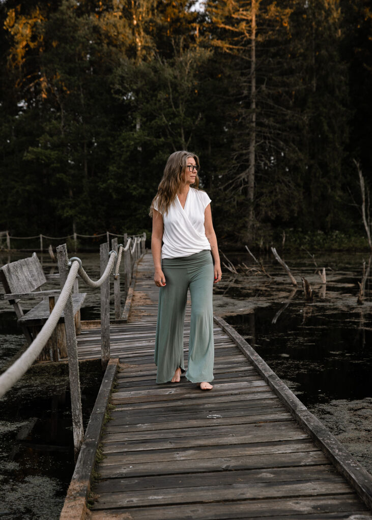 Personal brand-fotografering med Jenny på Holistisk Hälsa av Fotograf Engström i Linköping