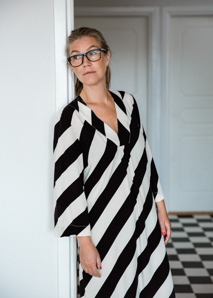 Personal brand-fotografering med Jenny på Holistisk Hälsa av Fotograf Engström i Linköping