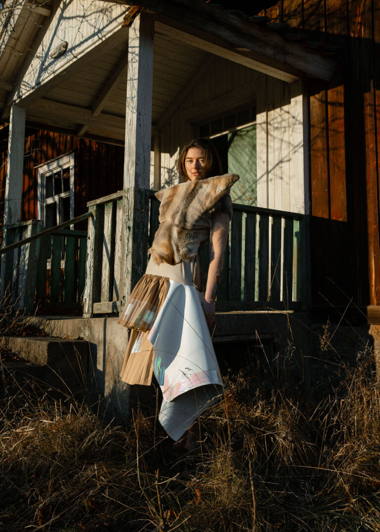 Modefotografering i Linköping, design av Gabriela Aria Segana, CD Clara Ekroth